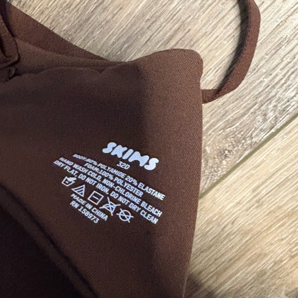 Skims Kim Kardashian Women’s Bra 32D New with Tags - Picture 4 of 4